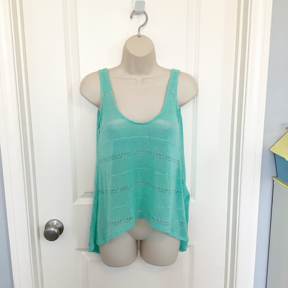 NWT Foreign Exchange Mint High Low Lightweight Knit Sleeveless Top Size Medium